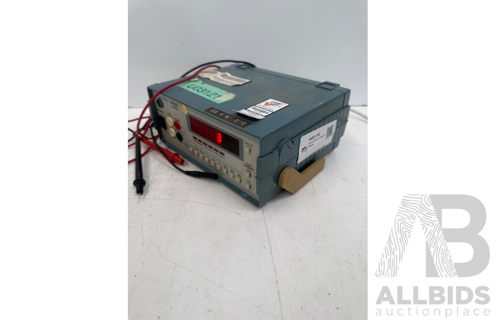 Tektronix DM2510 Digital Multimeter