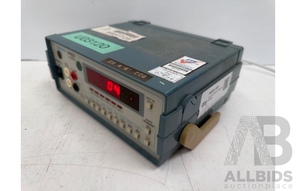Tektronix DM2510 Digital Multimeter