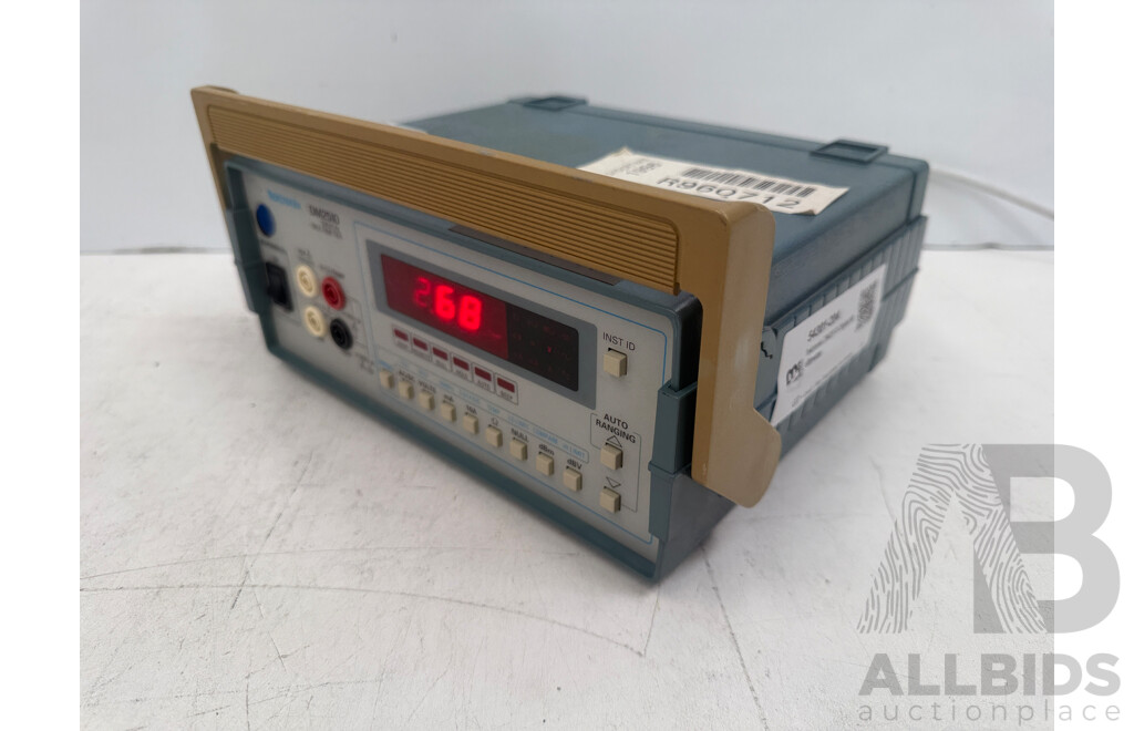 Tektronix DM2510 Digital Multimeter