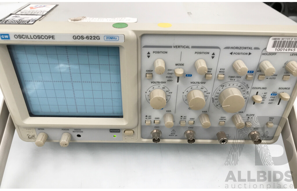 GW Instek (GOS 622G) Dual Channel Analog Oscilloscope