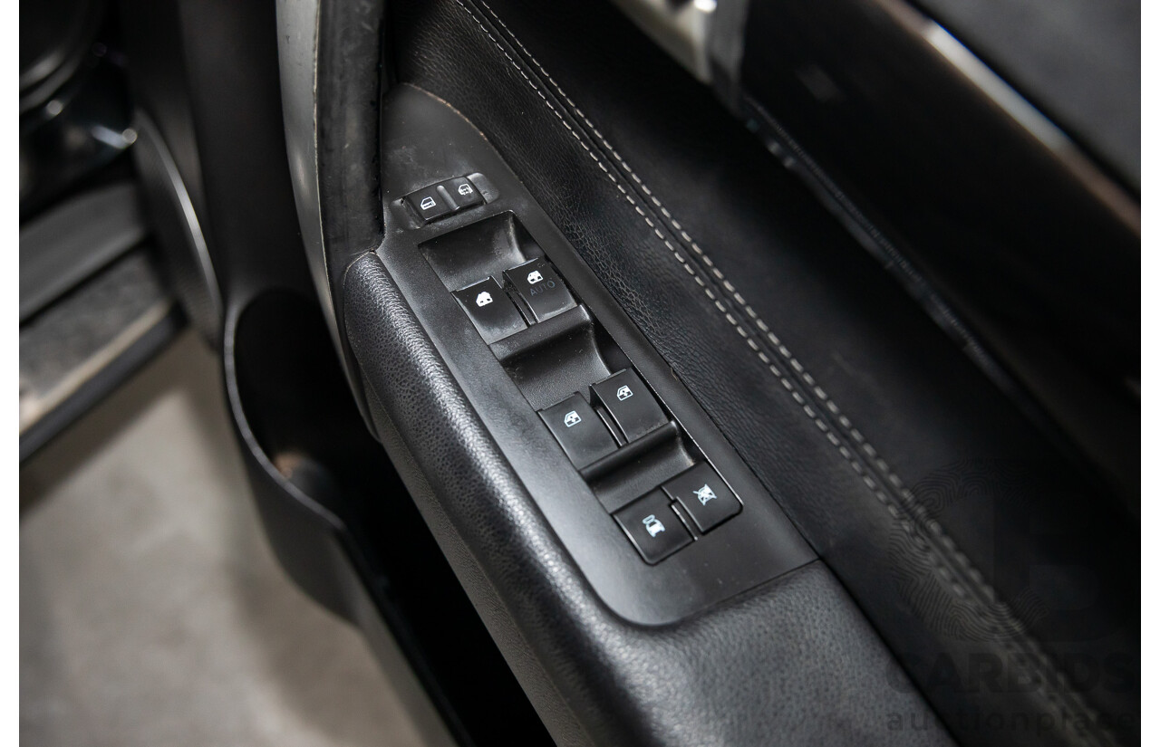 11/2013 Holden Captiva 7 LX (AWD) CG MY13 4d Wagon Carbon Flash Metallic V6 3.0L - 7 Seater