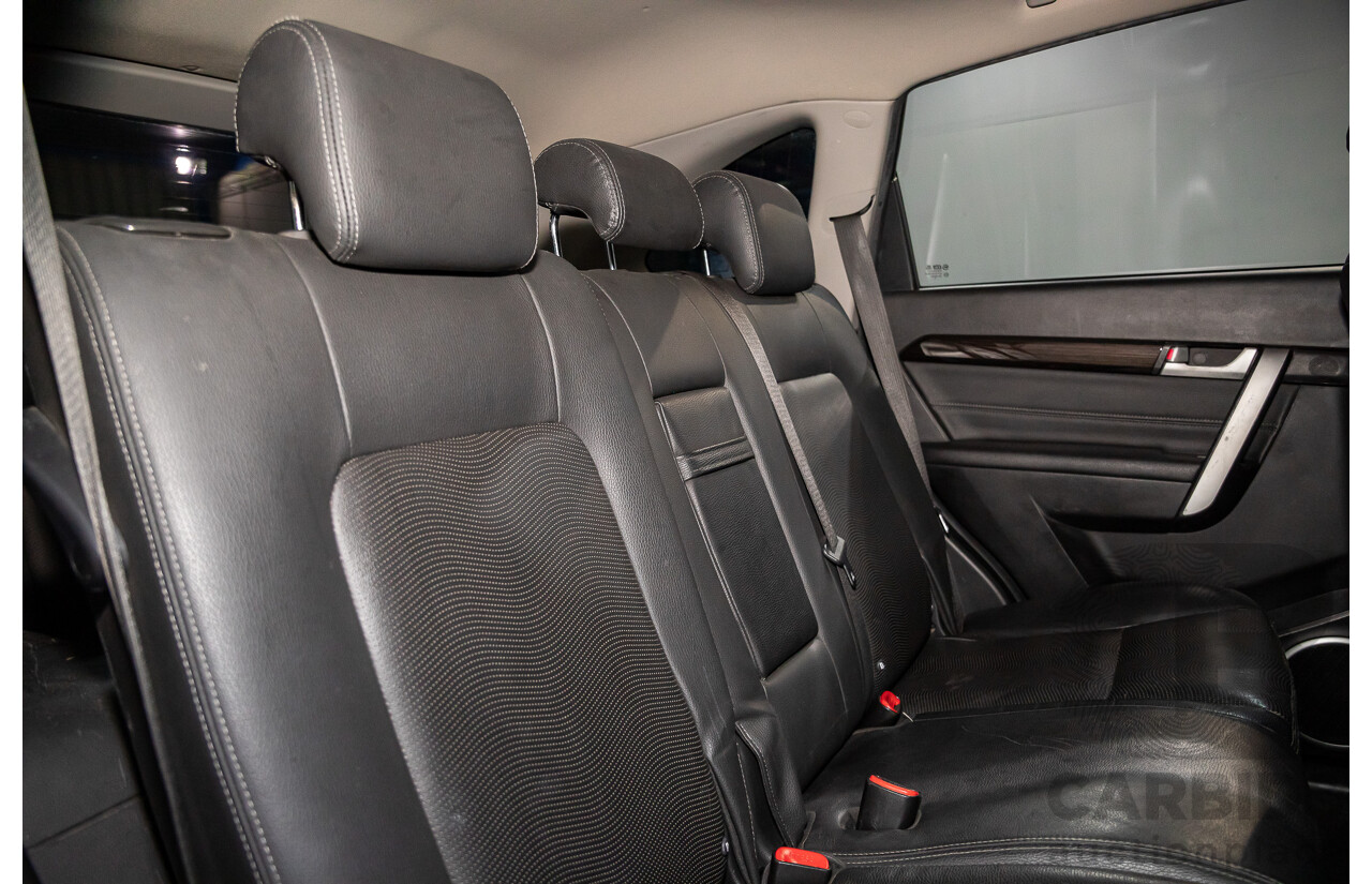 11/2013 Holden Captiva 7 LX (AWD) CG MY13 4d Wagon Carbon Flash Metallic V6 3.0L - 7 Seater