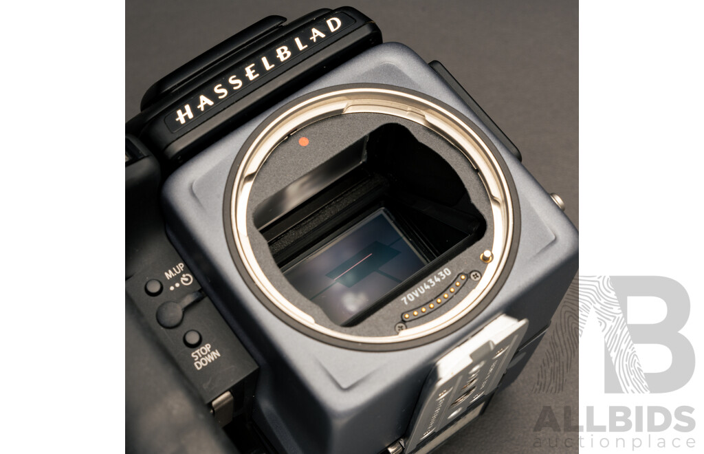Hasselblad H6D-400c MS Multi-Shot Medium Format DSLR Camera Body
