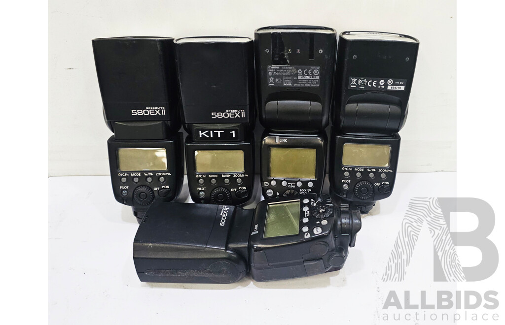 Assorted Lot of Speedlite Flash