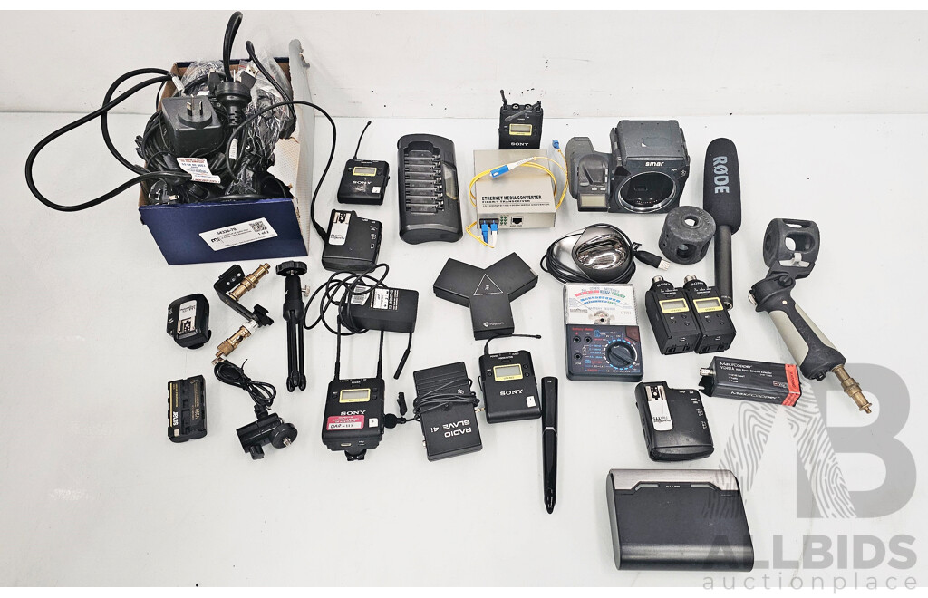 Assorted Lot of Audio Visual Equipment & Accessories