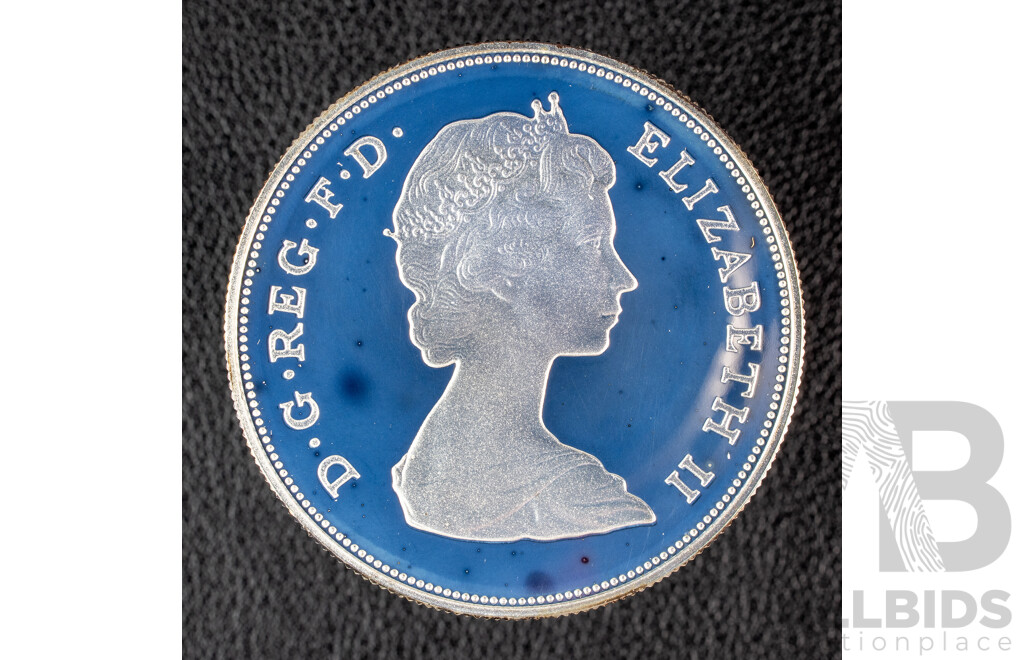 United Kingdom Royal Mint 1981 Silver Proof Coin Commemorating the Wedding of Prince Charles and Lady Diana Spencer .925