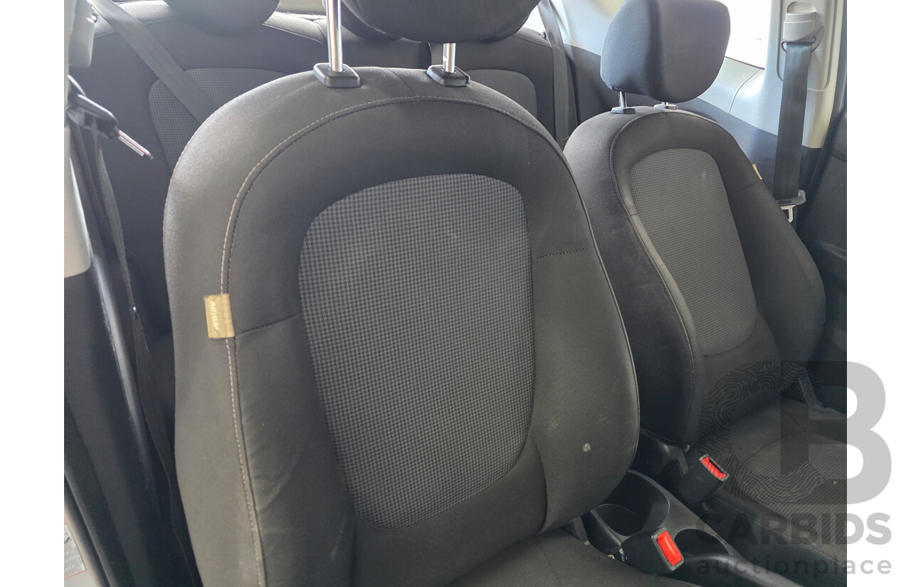 3/2014 Hyundai i20 Active PB MY14 3d Hatchback Silver  1.4L