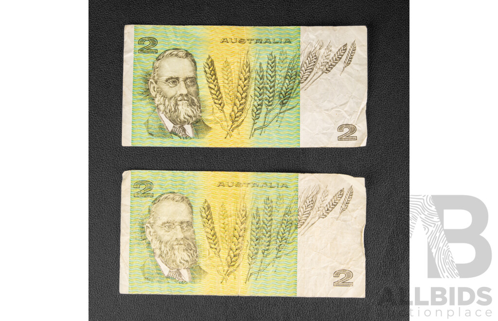 Collection of Australian Banknotes Including 1989 Ten Dollar, Johnston/Higgins, Three 1991 Five Dollars Fraser/Cole, Two 1985 Two Dollars, Johnston/Fraser, Thirteen 1982 One Dollars, Johnston/Stone