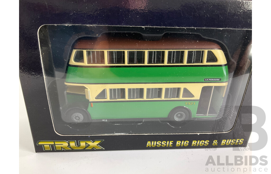 Trux Diecast 1952 Leyland Tiger OPS2 Single Deck Bus and 1947albion Venture Double Decker Bus - 1:76 Scale