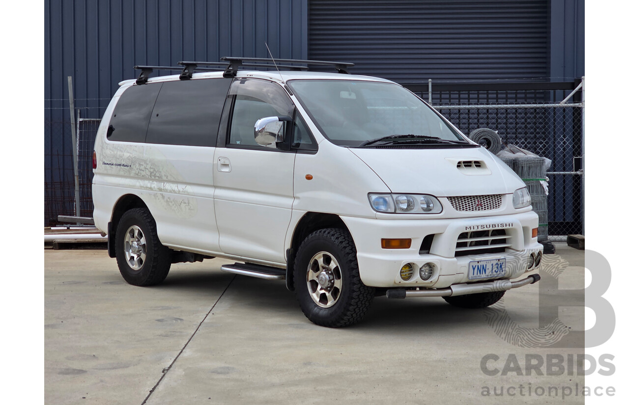 3/2000 Mitsubishi Delica Chamonix (4x4) 4d Van White Turbo Diesel 2.8L
