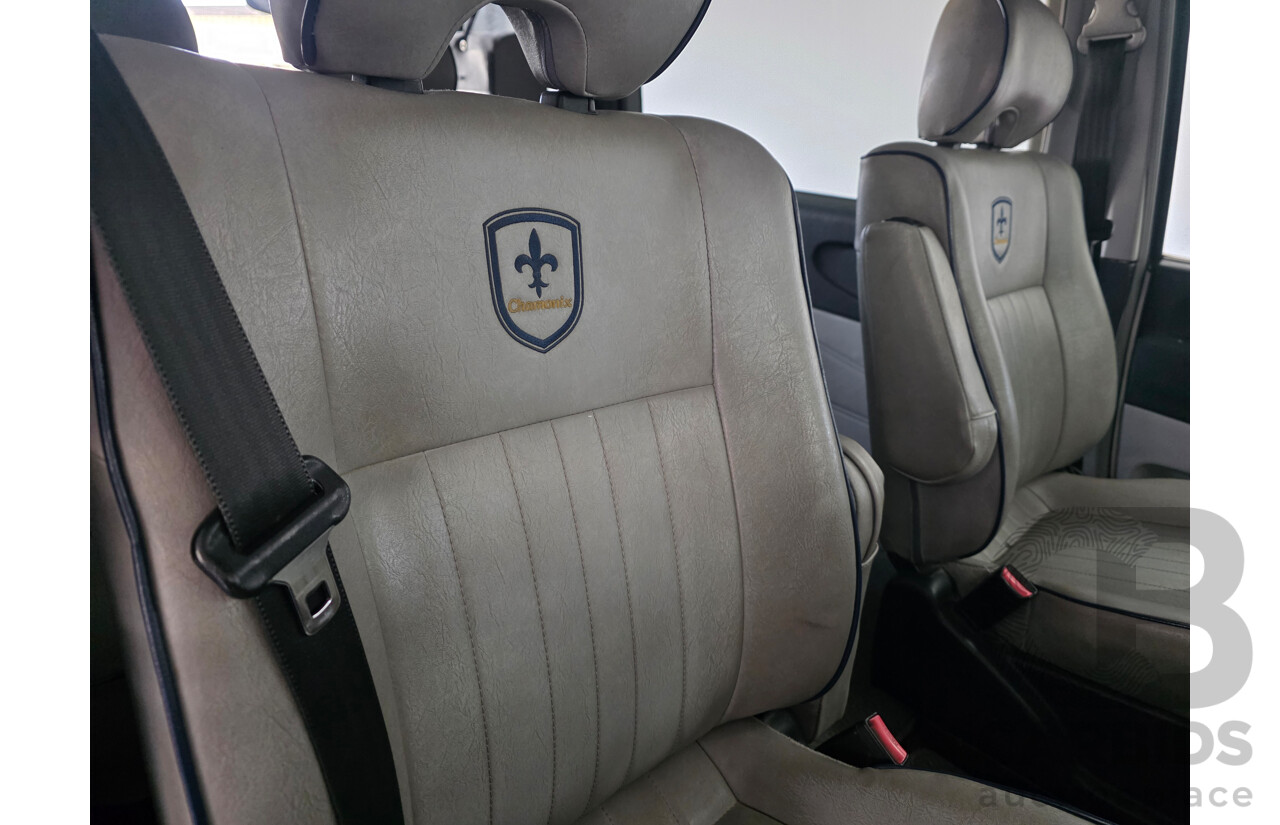 3/2000 Mitsubishi Delica Chamonix (4x4) 4d Van White Turbo Diesel 2.8L