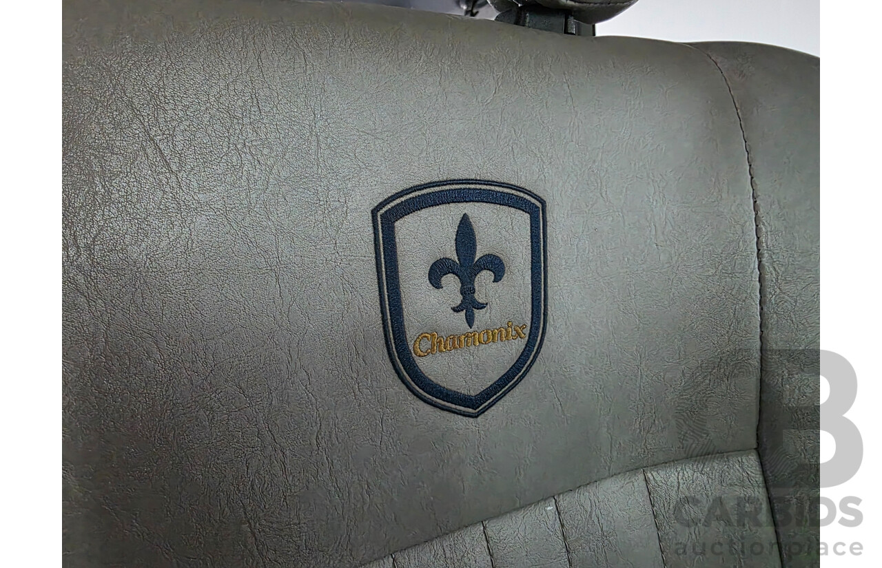 3/2000 Mitsubishi Delica Chamonix (4x4) 4d Van White Turbo Diesel 2.8L