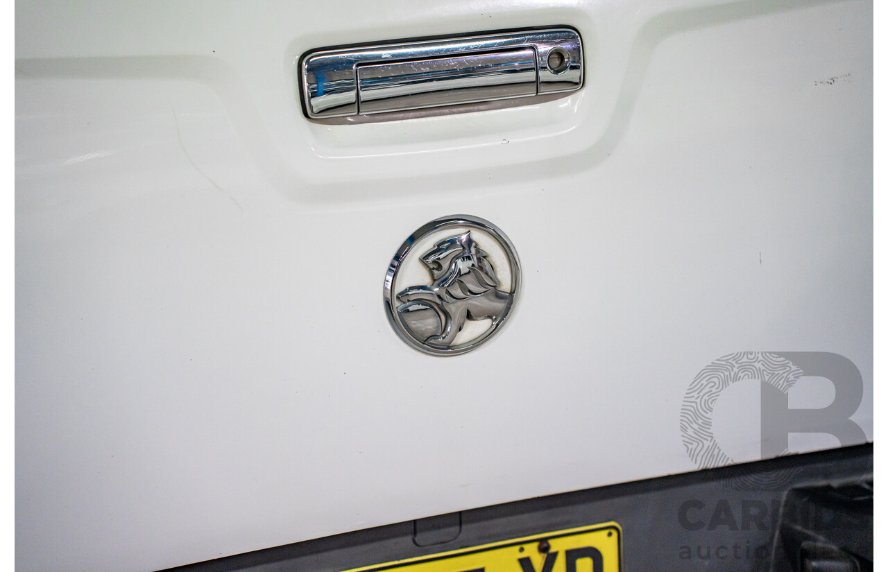 10/2015 Holden Colorado LS (4x4) RG MY16 Space C/Chas Summit White Turbo Diesel 2.8L