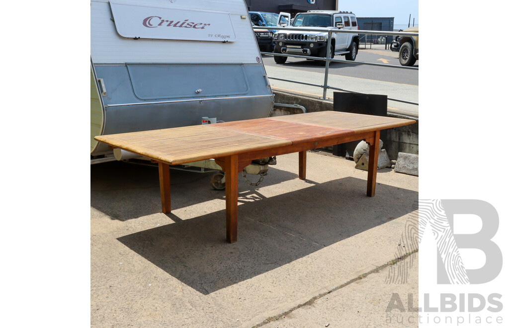 Teak Extension Outdoor Table