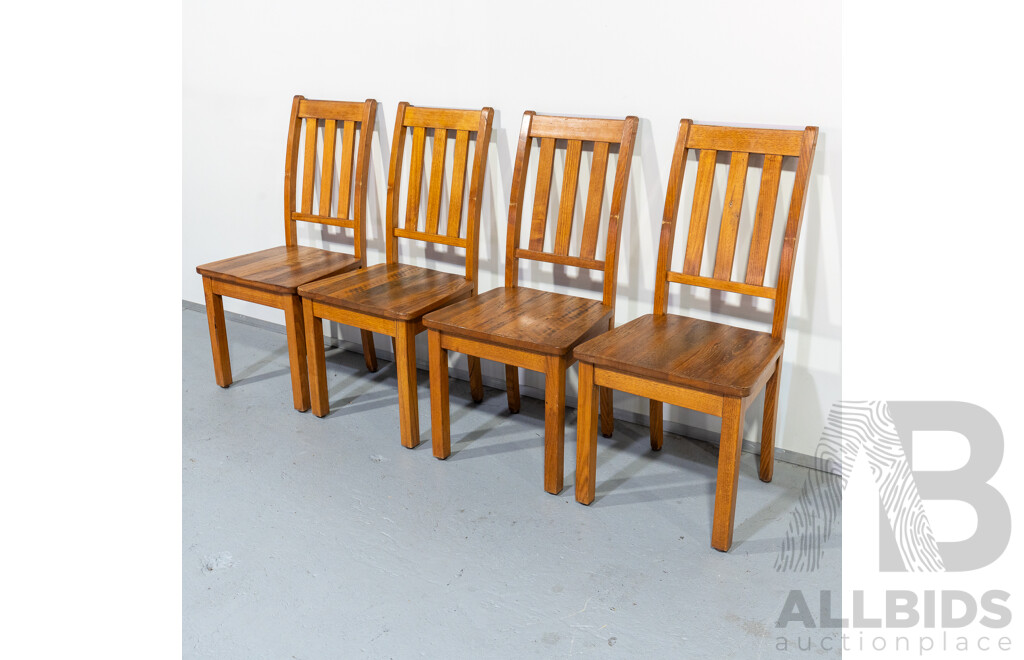Jimmy Possum 11 Piece Dining Suite
