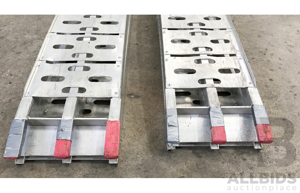 Pair of Aluminium Folding Ramps