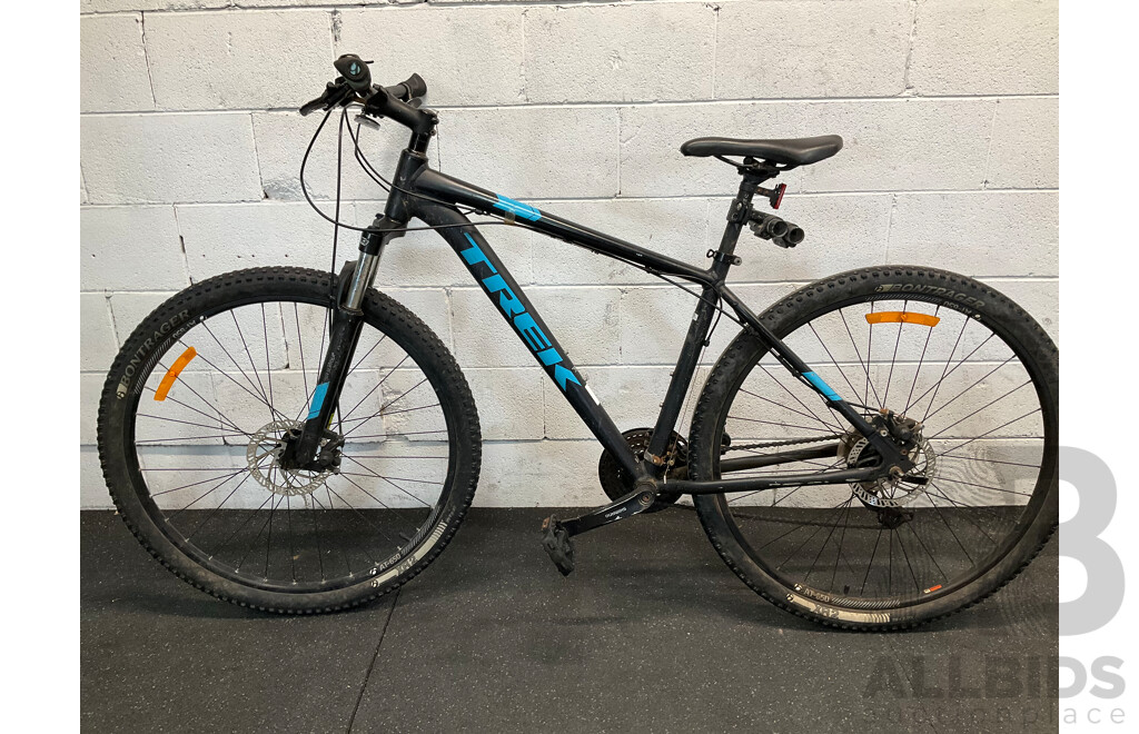 TREK Marlin 5 Mountain Bike