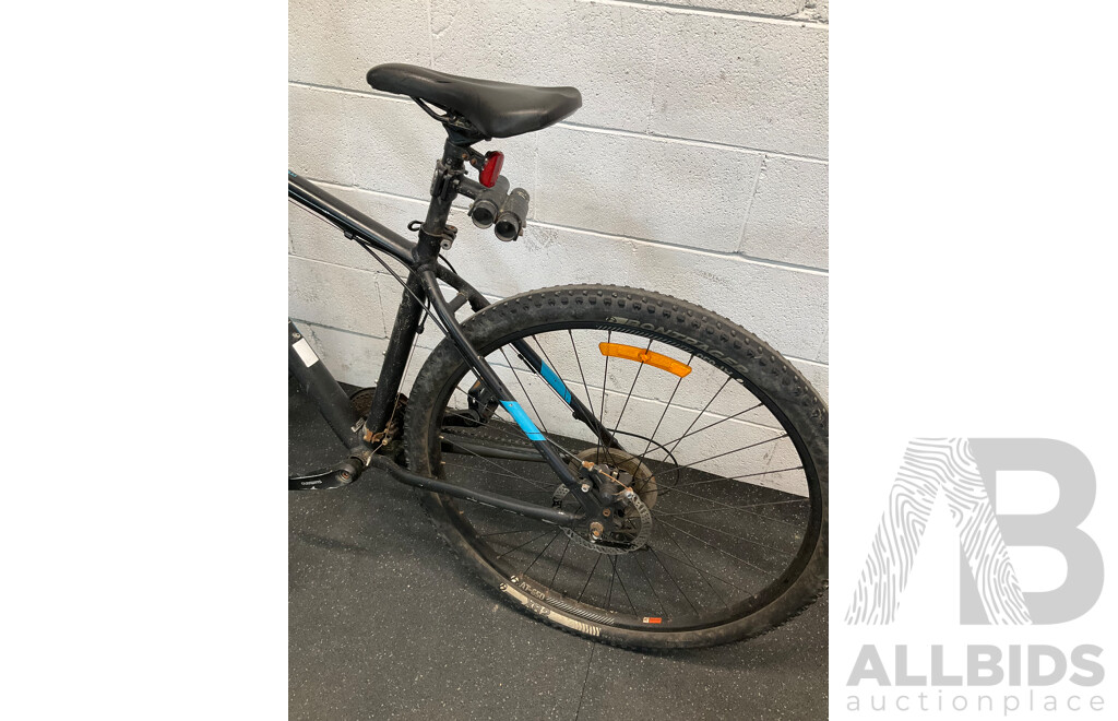 TREK Marlin 5 Mountain Bike