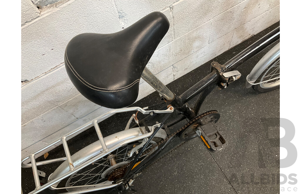 CRANE Folding Bikes - Lot of 2