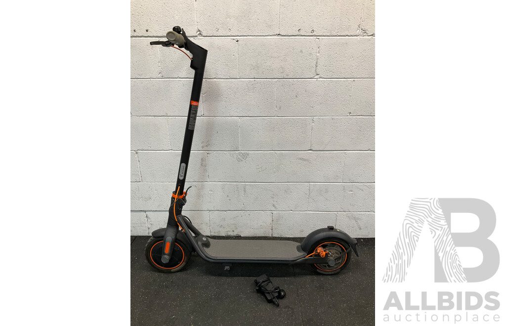 Segway Ninebot KickScooter F40 IPX5 Electric Scooter - Black