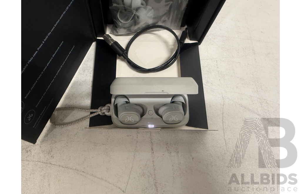 Jaybird Vista Wireless Headphones + Jaybird Vista Wireless Headphones + Bang & Olufsen E8 3rd Gen Wireless Headphones