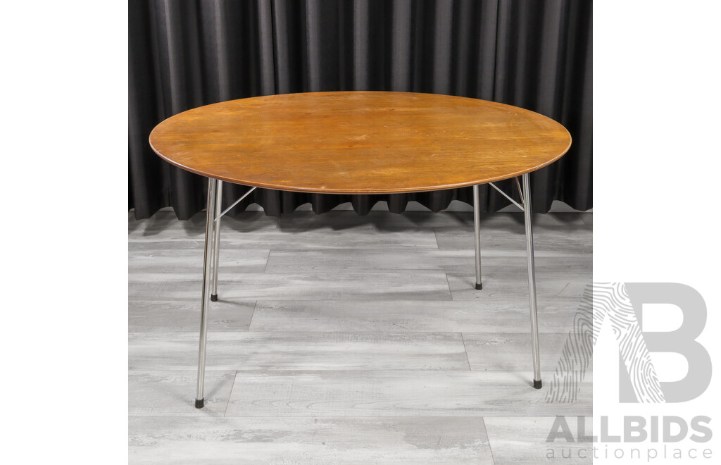 Round Model 3600 Dining Table by Arne Jacobsen for Fritz Hansen