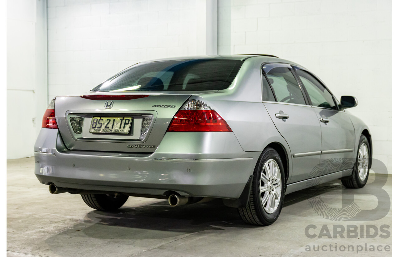 6/2006 Honda Accord V6 Luxury 40 MY06 Upgrade 4d Sedan Silverstone Metallic V6 3.0L