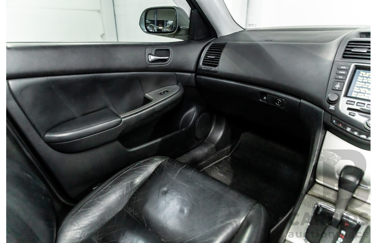 6/2006 Honda Accord V6 Luxury 40 MY06 Upgrade 4d Sedan Silverstone Metallic V6 3.0L