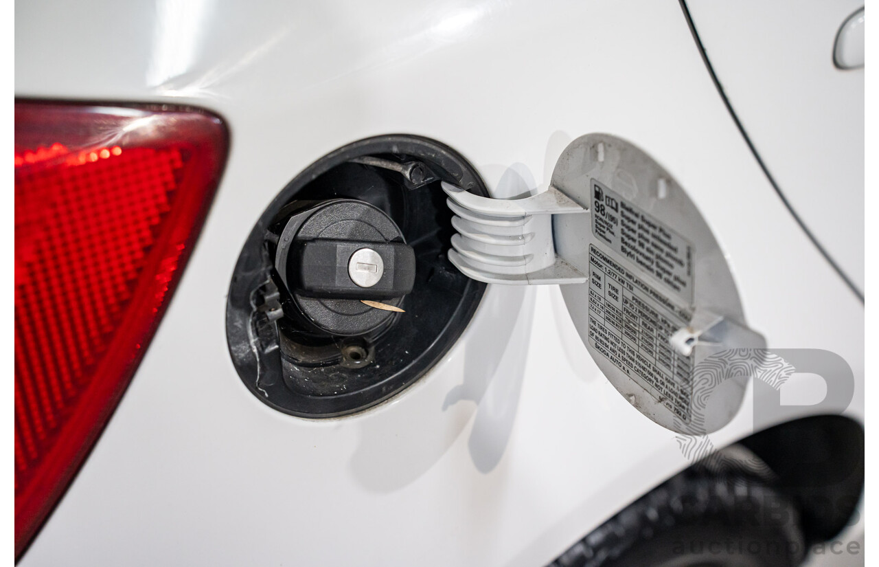 6/2012 Skoda Fabia 77 TSI 5JF MY13 5d Hatchback Candy White Turbo 1.2L