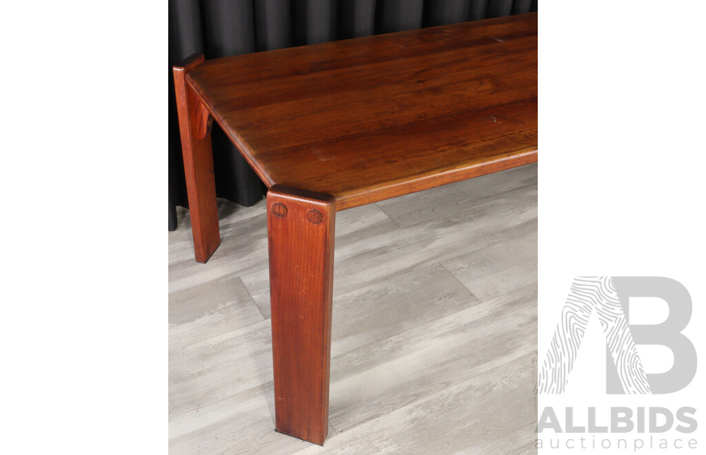 Post and Rail Seven Piece Dining Suite
