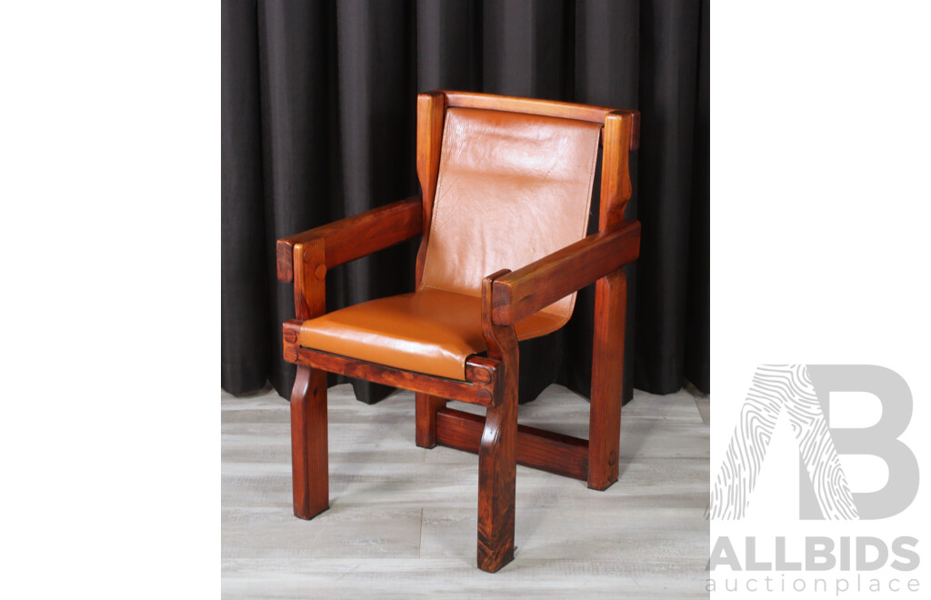 Post and Rail Seven Piece Dining Suite
