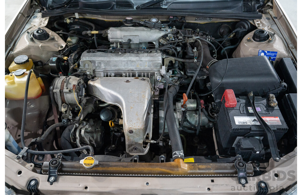 9/1999 Toyota Camry CSi SXV20R 4d Sedan Parchment Metallic 2.2L