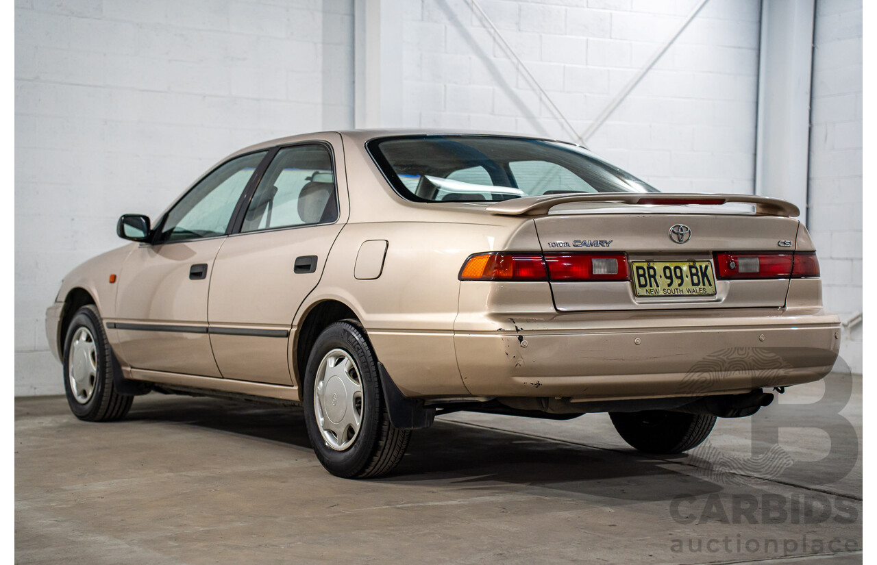 9/1999 Toyota Camry CSi SXV20R 4d Sedan Parchment Metallic 2.2L