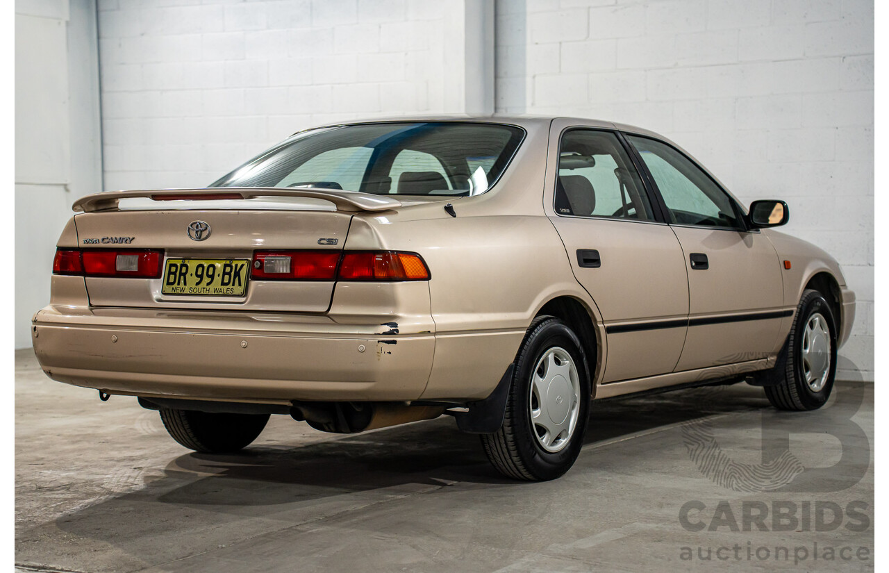 9/1999 Toyota Camry CSi SXV20R 4d Sedan Parchment Metallic 2.2L
