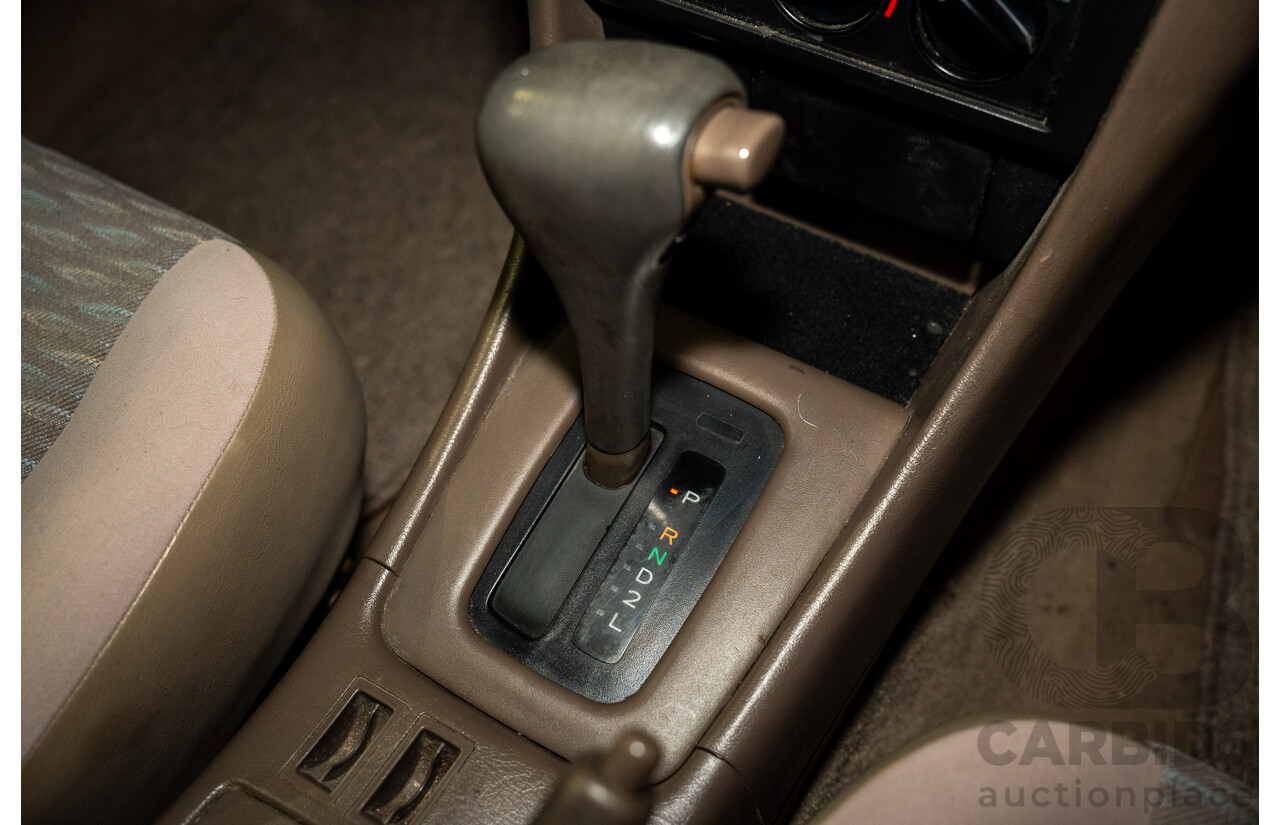 9/1999 Toyota Camry CSi SXV20R 4d Sedan Parchment Metallic 2.2L