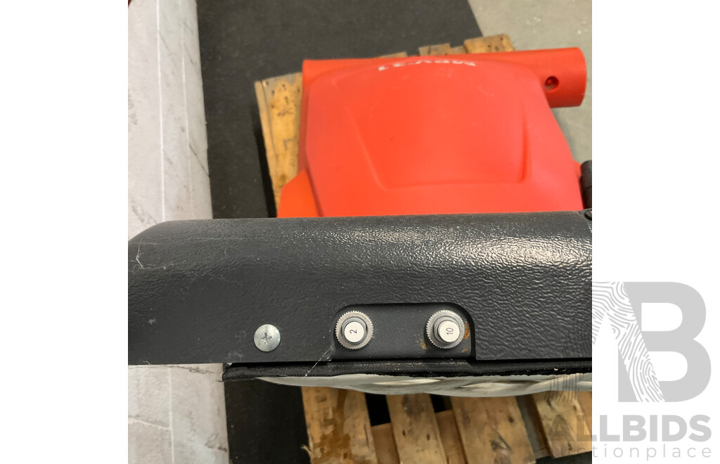 Minuteman MPV31 Wide Area Walk Behind Commercial Vacuum