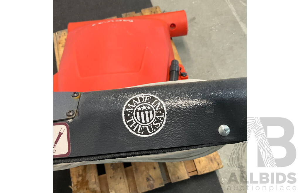 Minuteman MPV31 Wide Area Walk Behind Commercial Vacuum