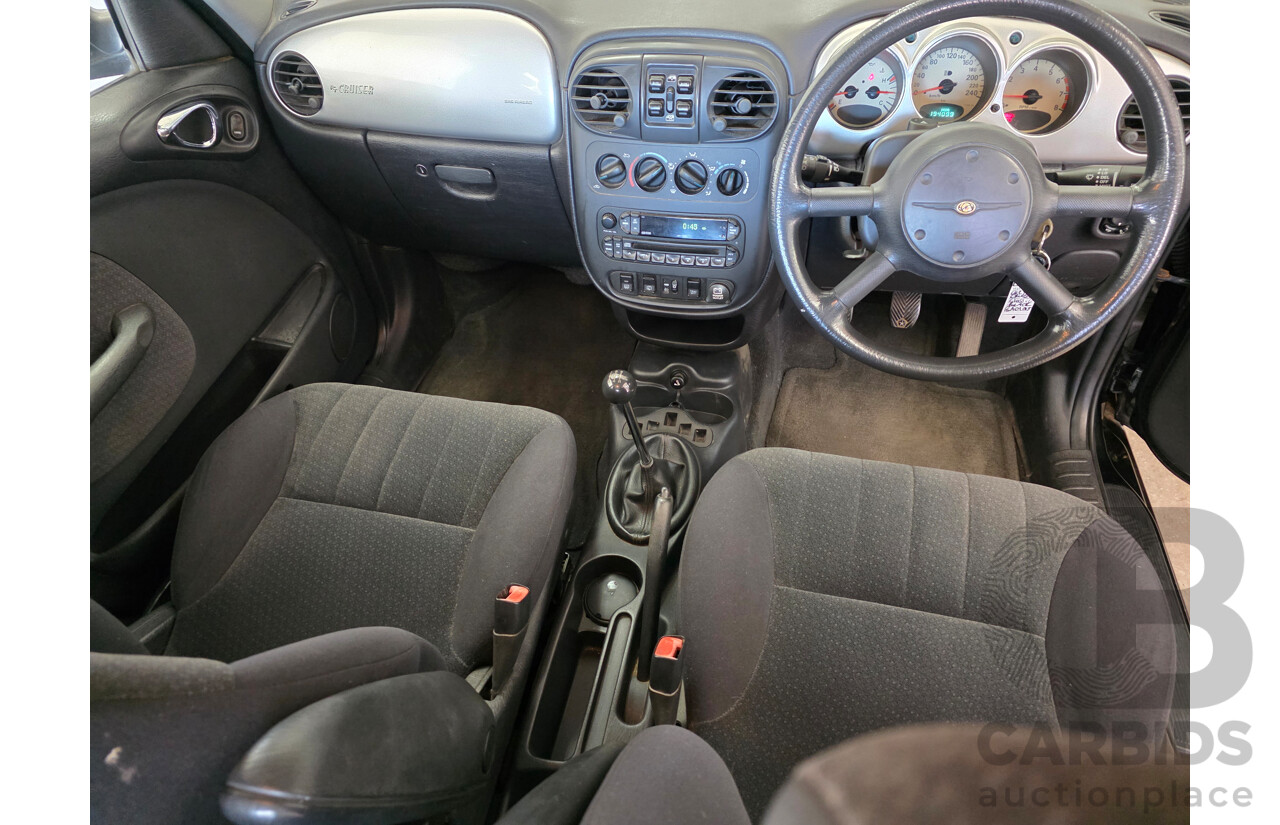 4/2005 Chrysler Pt Cruiser Classic MY05 UPGRADE 5d Hatchback Black 2.4L