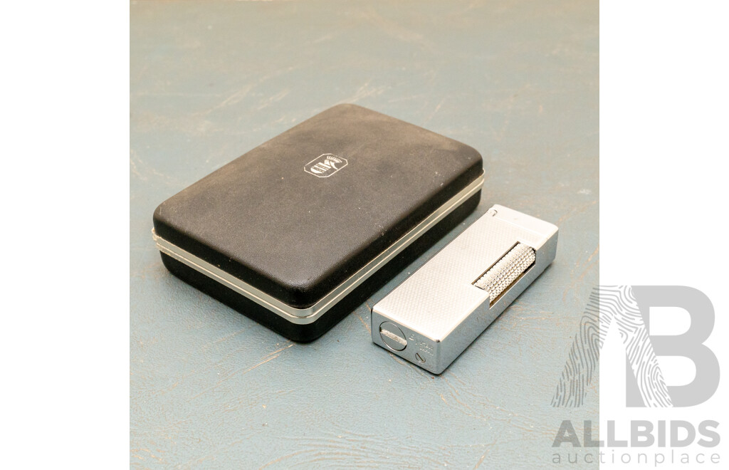 Vintage Byron Lighter in Original Box