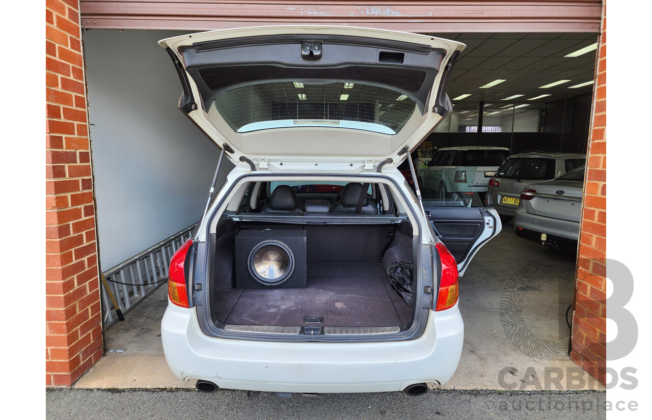 9/2004 Subaru Liberty GT MY05 4d Wagon White 2.0L