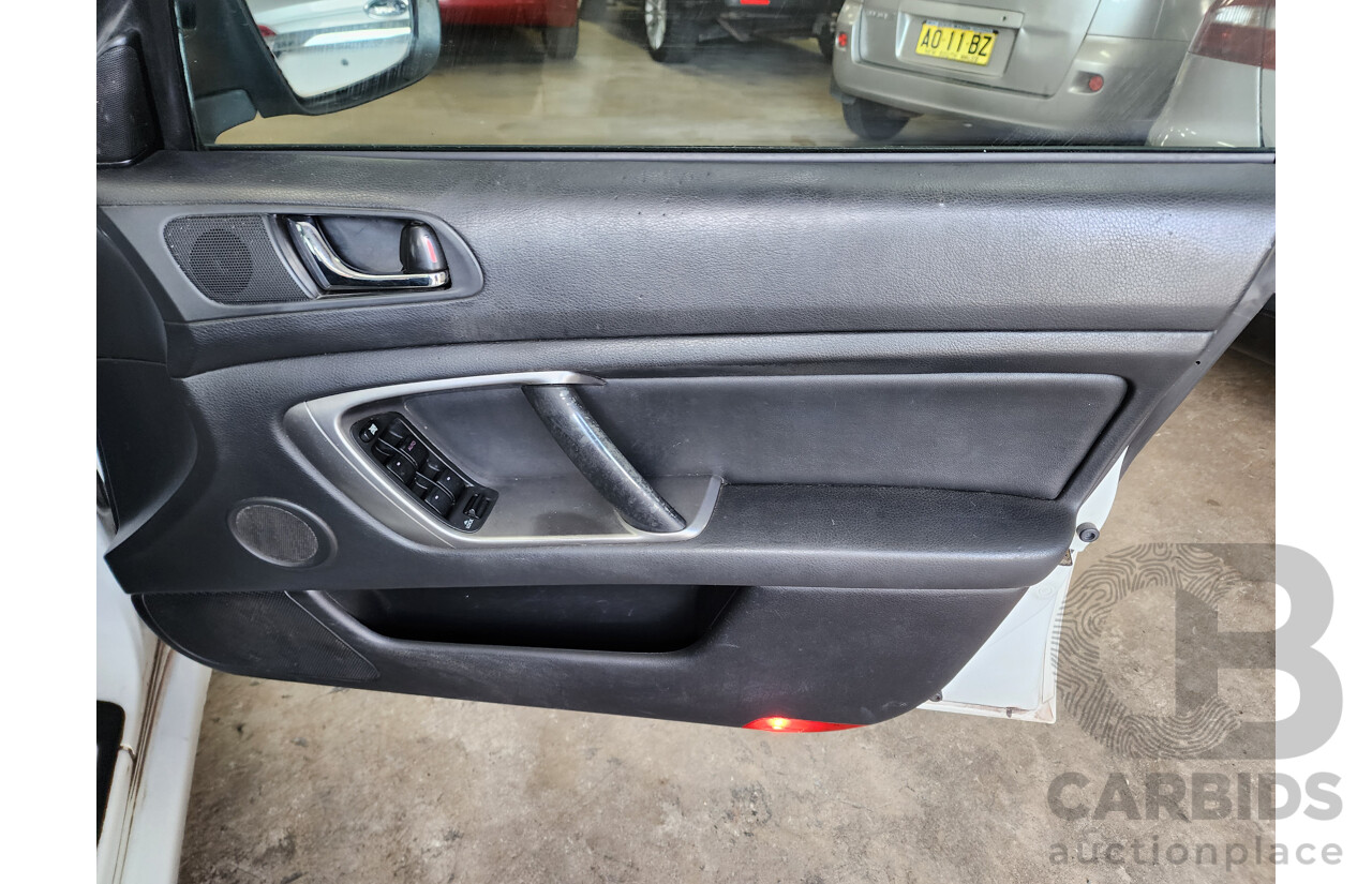 9/2004 Subaru Liberty GT MY05 4d Wagon White 2.0L