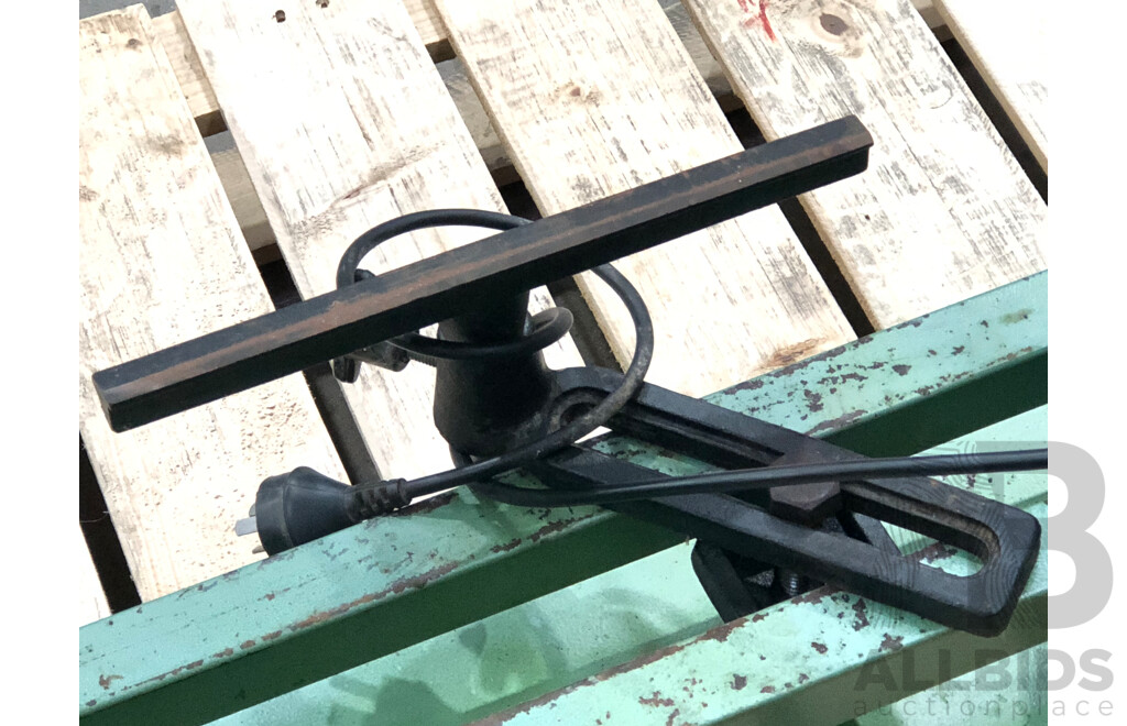 Sher Power Tools Wood Lathe and Lathe Chisels