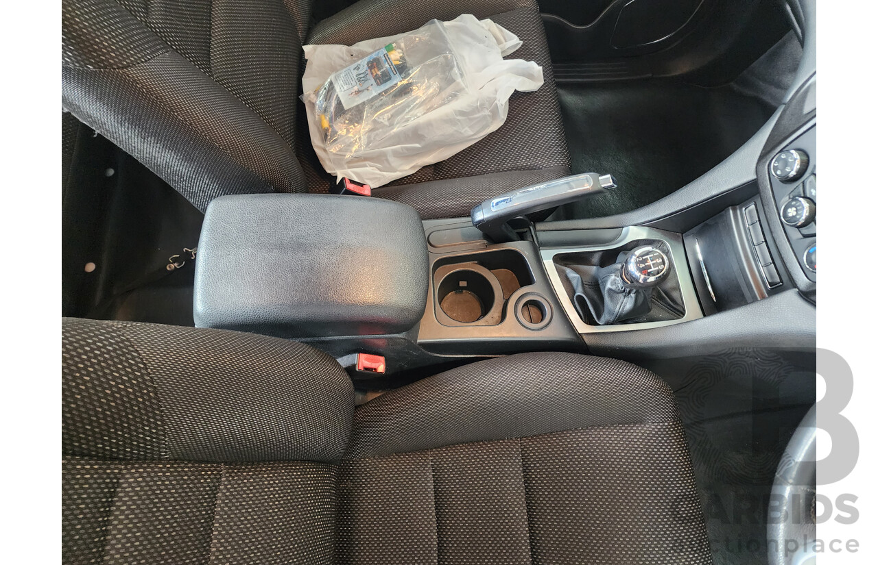 10/2016 Jmc Vigus LX (4x2)  Dual Cab Utility Silver 2.4L