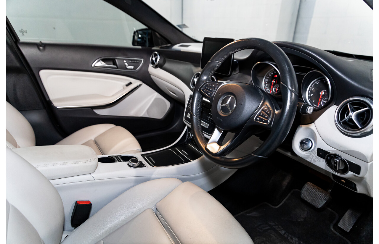 05/2017 Mercedes-Benz GLA 180 (FWD) X156 MY17.5 4d Wagon Cosmos Black Turbo 1.6L