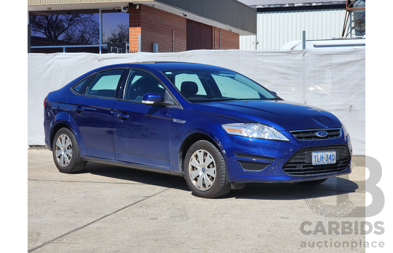 10/2014 Ford Mondeo LX MC 5d Hatchback Blue 2.3L