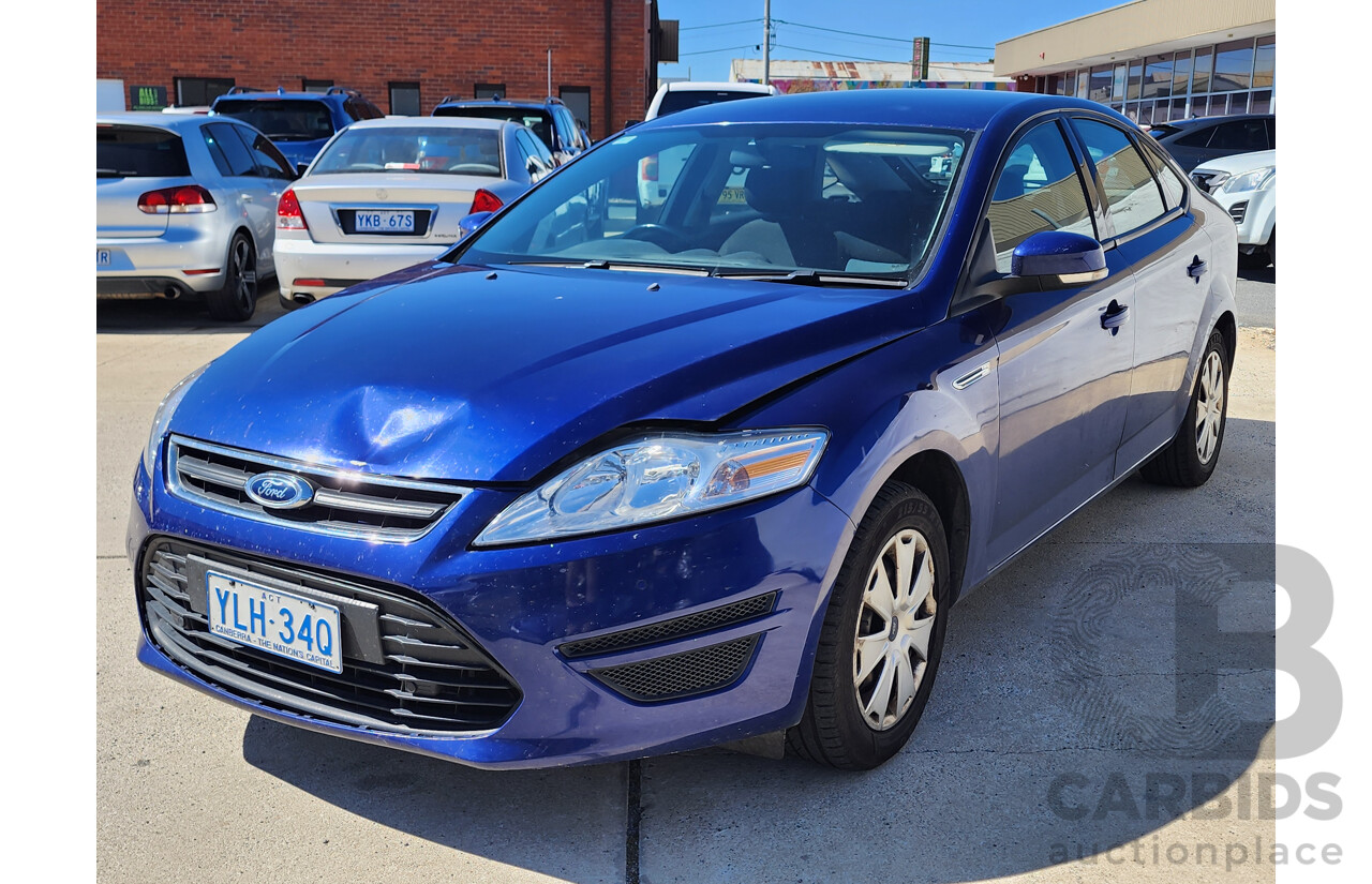 10/2014 Ford Mondeo LX MC 5d Hatchback Blue 2.3L