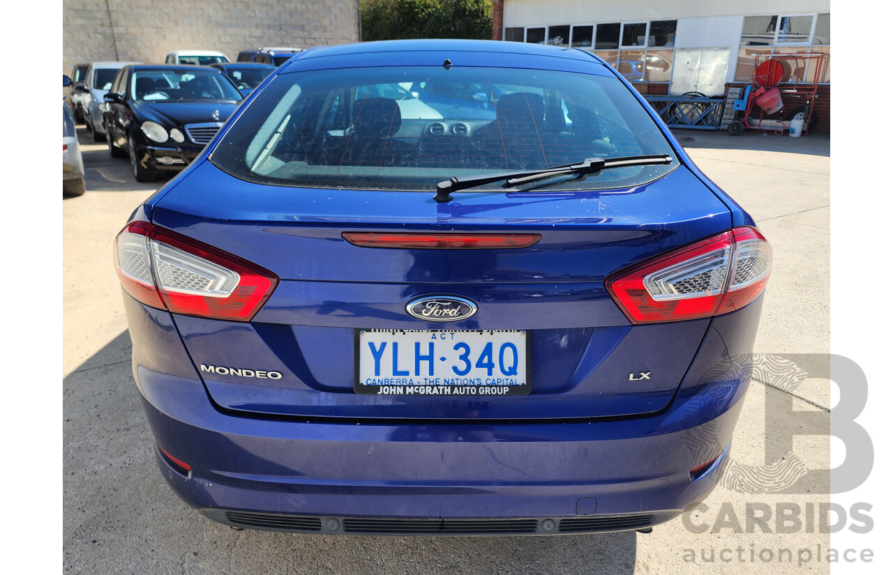 10/2014 Ford Mondeo LX MC 5d Hatchback Blue 2.3L