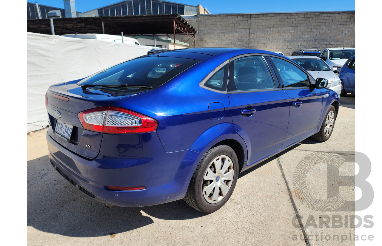 10/2014 Ford Mondeo LX MC 5d Hatchback Blue 2.3L