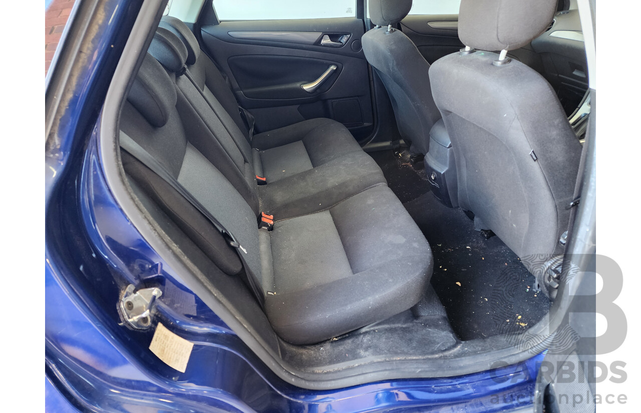 10/2014 Ford Mondeo LX MC 5d Hatchback Blue 2.3L