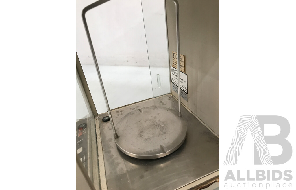 Shimadzu Libror AEL-160 Electronic Reading Blance